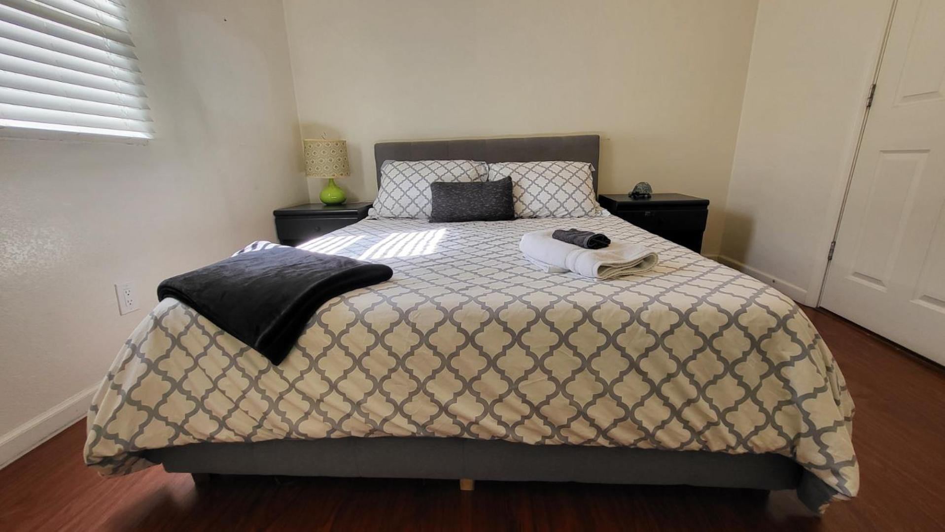 Apartamento U1 - Entire 2 Bedroom In Dt Phx With Pkg